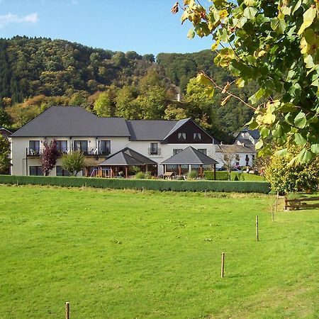 Hotel Dreilaenderblick Ouren Bagian luar foto