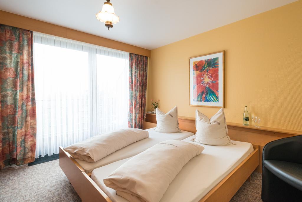 Hotel Dreilaenderblick Ouren Bagian luar foto